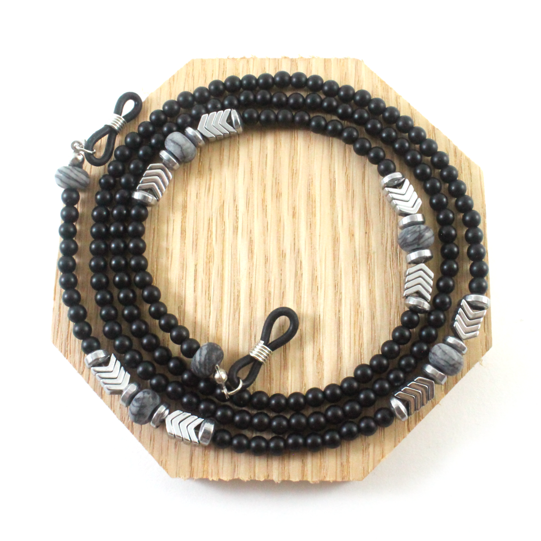 Matt Onyx with hematite eyewear chain